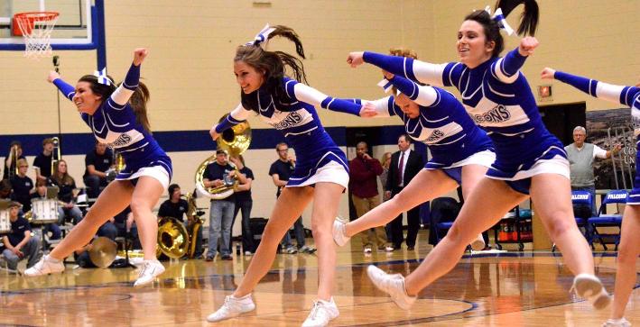 Cheerleading competes at It's Showtime event