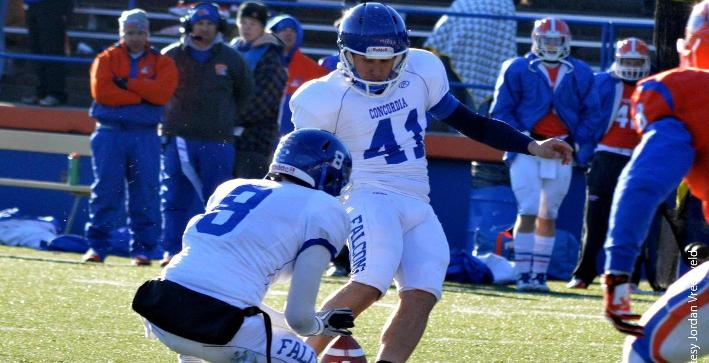 Gonzalez named NACC Special Teams Player of the Week after game-winner