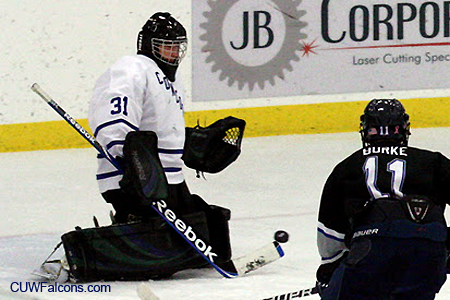 Men’s Hockey falls to 12th-Ranked MSOE