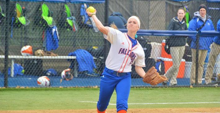 Softball secures doubleheader sweep over MSOE in home-opener