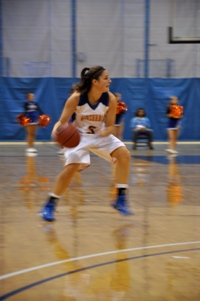 Concordia women stay on the offensive 70-49