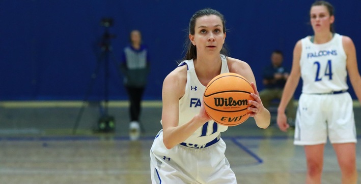 Women's Basketball Wears Down the Cougars
