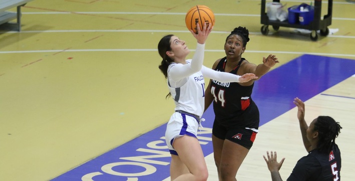 Women's Basketball Notches Sixth Conference Win