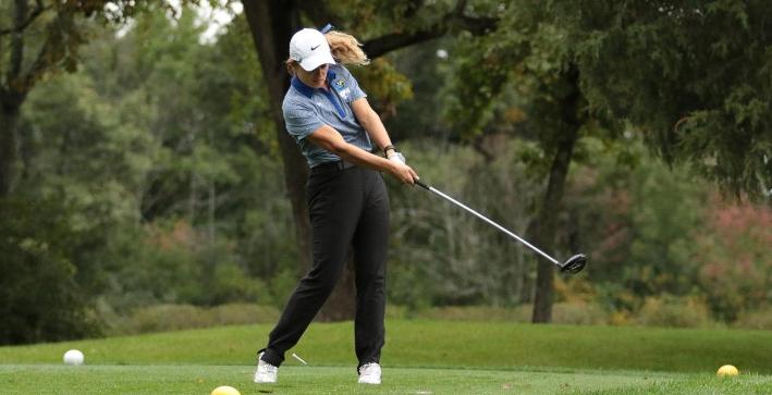 Zastrow finishes 9th, Women's Golf takes 4th at NACC Championship