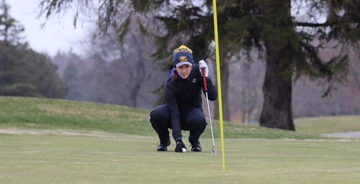Women’s Golf Opens Weekend at Whitewater