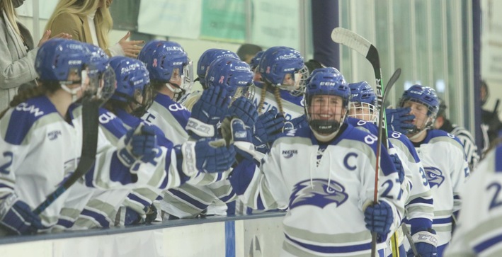 Women’s Hockey wins first-ever home playoff game