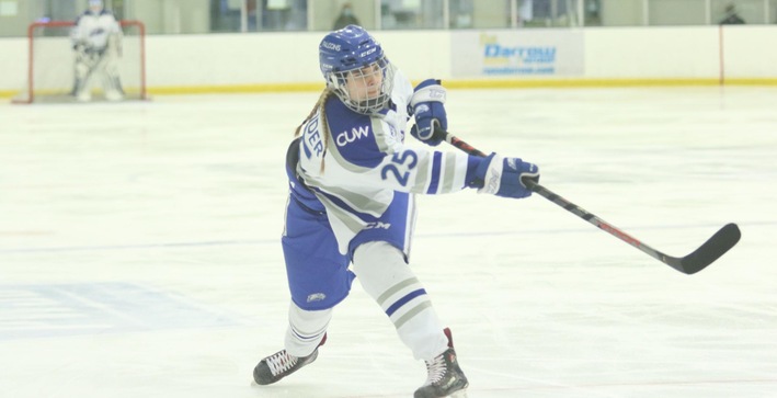 St. Scholastica pushes women’s hockey to the brink of elimination