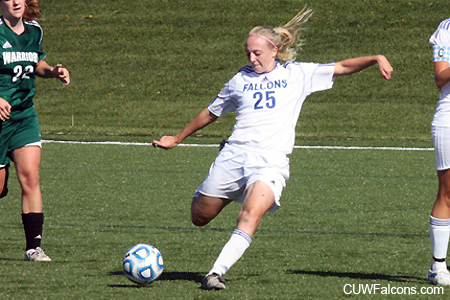 Women’s Soccer races past WLC 6-0