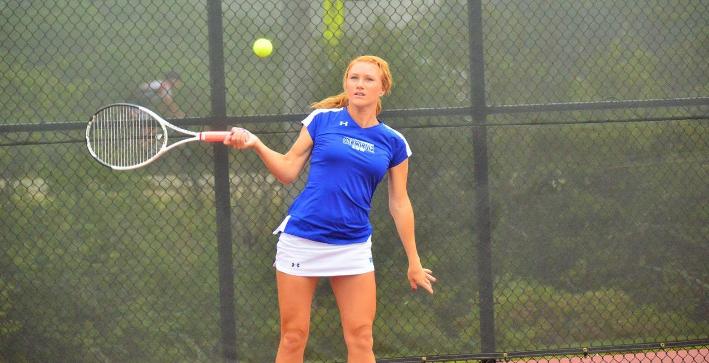 Women’s Tennis opens NACC play by defeating Aurora