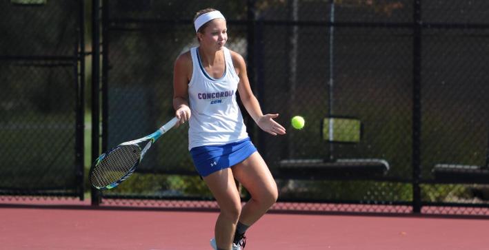 Women's Tennis stay undefeated with pair of NACC wins