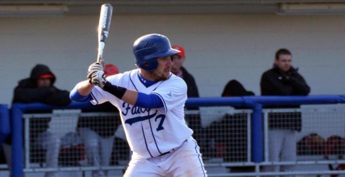 Baseball unable to avoid big innings in loss to St. Norbert