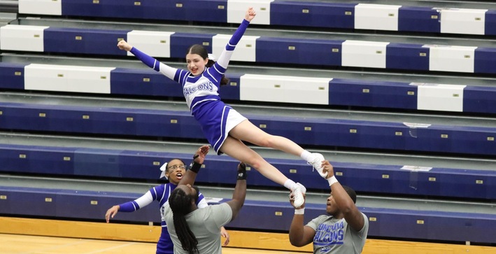 Cheerleading Takes Fourth at CIT