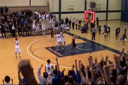 Doedens wins D3Hoops.com Buzzer Beater of the Year