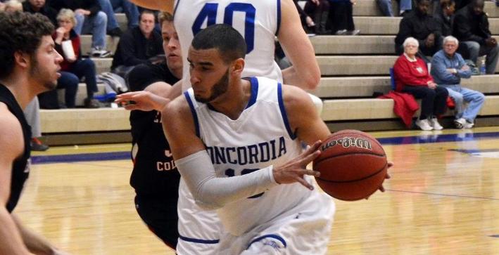 Men's Basketball downed by No. 13 UW-Whitewater in non-conference play