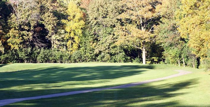 Men's Golf in 10th after one round of MSOE Invitational