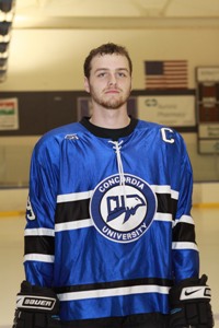 Another close loss for CUW men’s hockey