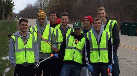 Men's Soccer cleans up Lake Shore Drive for Earth Day