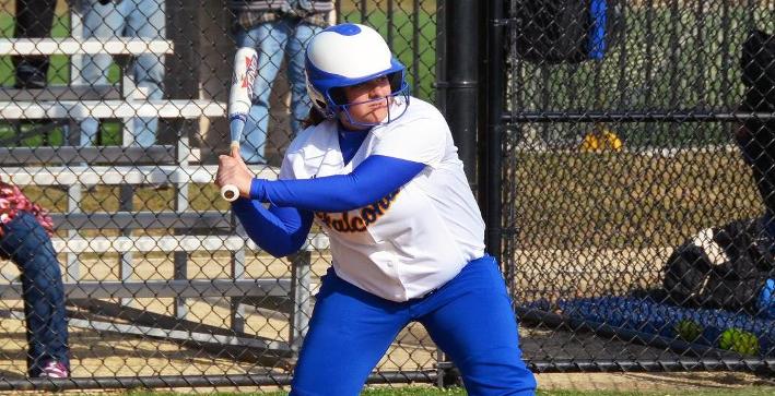 Softball rebounds with two wins at Finlandia Dome Tournament