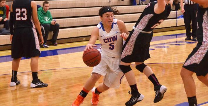 Women's Basketball edges Concordia Chicago in CIT matchup
