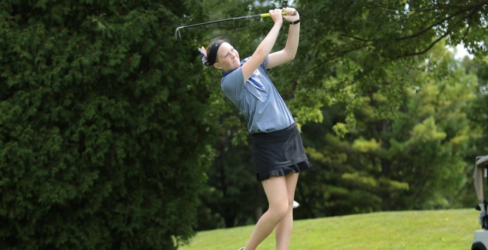Women's Golf posts victory at Mount Mary Triangular