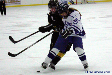 Women’s Hockey hits the road to face UW-River Falls