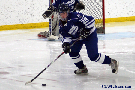 Women’s Hockey defeated by UW-Stevens Point