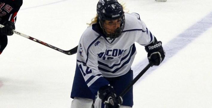 Pauletti's late goal not enough as Women's Hockey falls at St. Catherine