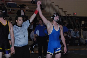 Falcon wrestlers improve to 3-0 with win