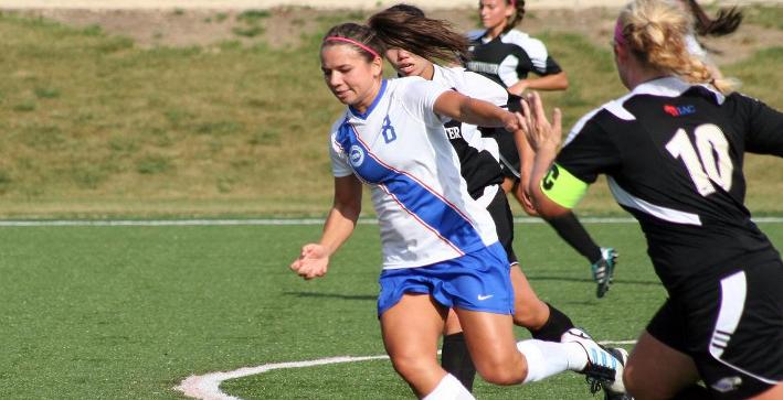 Ciesielczyk guides Women's Soccer to wild win over Lake Forest