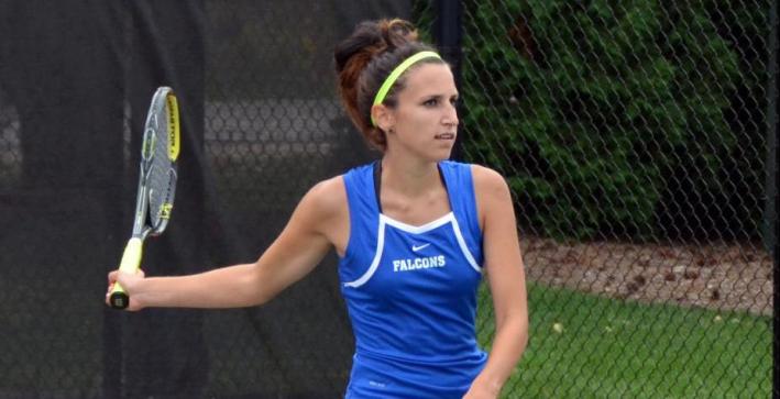 Women's Tennis hosts Lawrence on Sunday