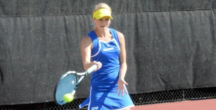Women's Tennis drops non-conference match at St. Norbert