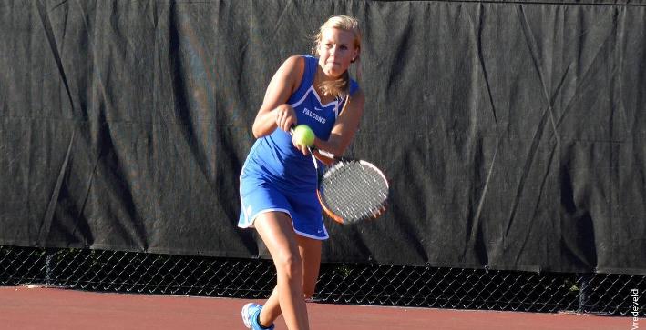 Women's Tennis falls to Carroll