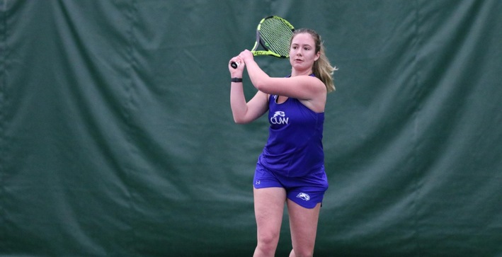 Women’s Tennis Tops Carthage
