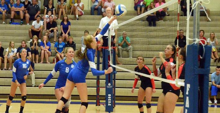 Volleyball drops road matches to Eagles, Crusaders