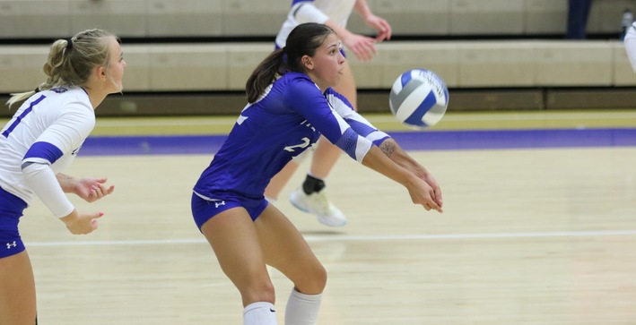 Women's Volleyball Sweeps NACC Weekly Honors